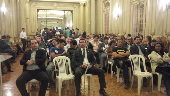 Audiência do 1° Fórum Carioca de Debates Jovens, no salão nobre da Câmara Municipal do Rio.